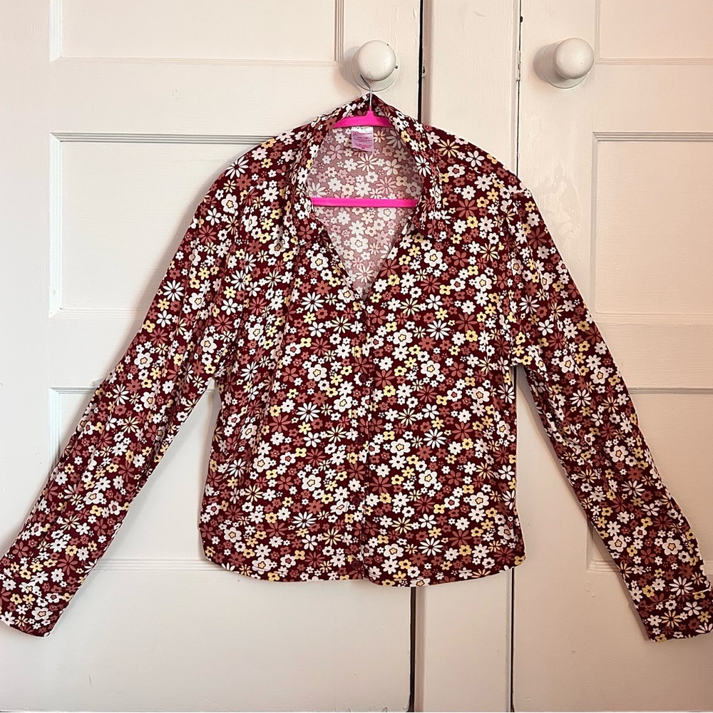 No Boundaries XXL Floral Button Up Stretchy and Soft Long Sleeve